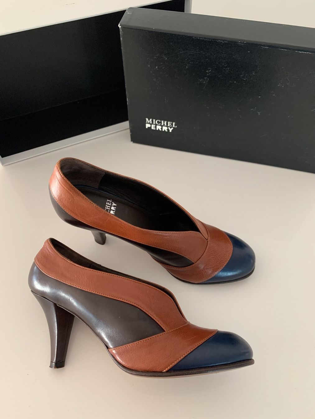 Damenschuhe: MICHEL PERRY escarpins 35,5 – Gebraucht aus Morges von Imade1 3