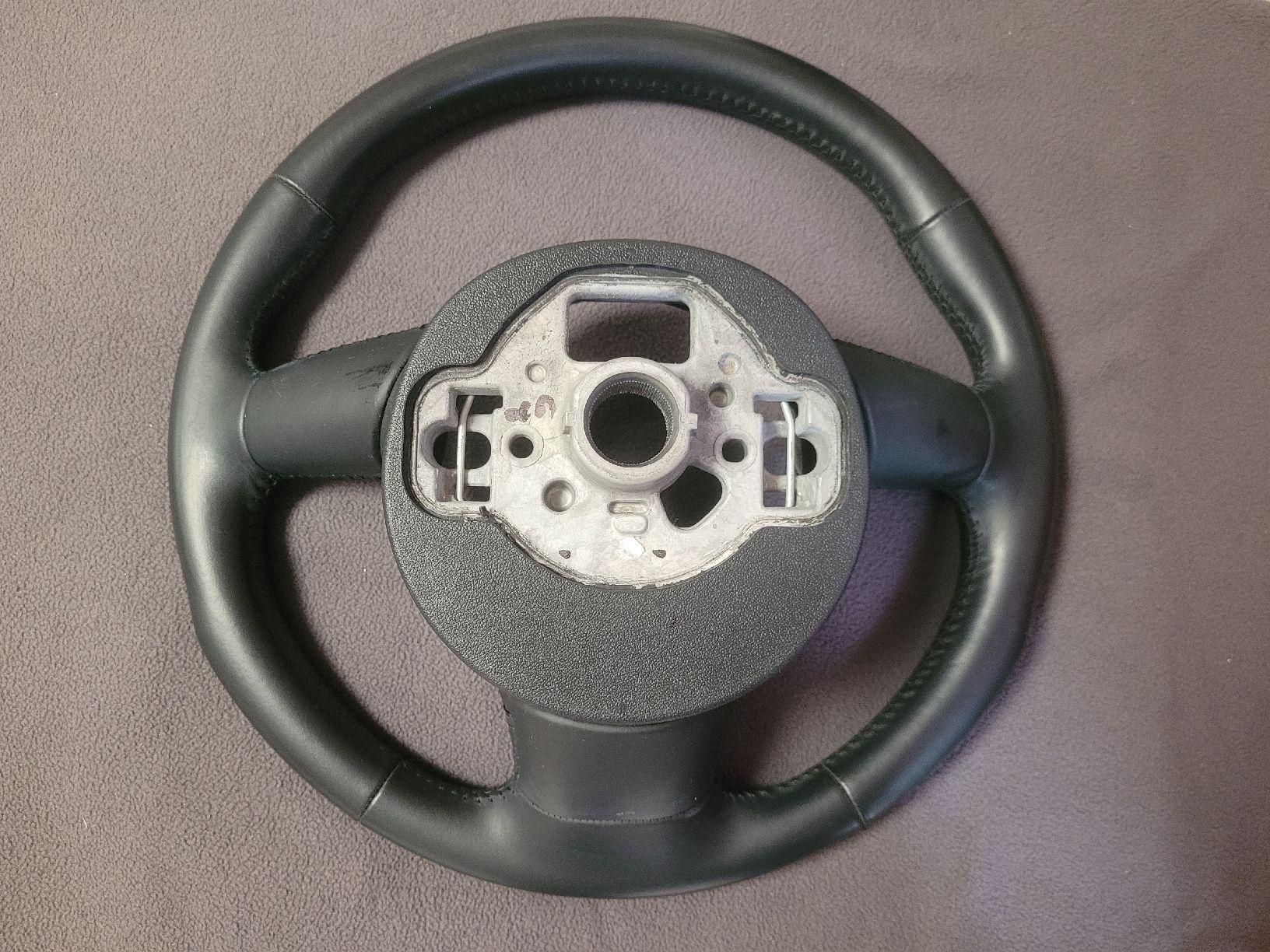 Audi Tutti pezzi di ricambio auto: Volant Audi A1 année 2018 – Usato da Courtaman venduto da Bluejazz 6