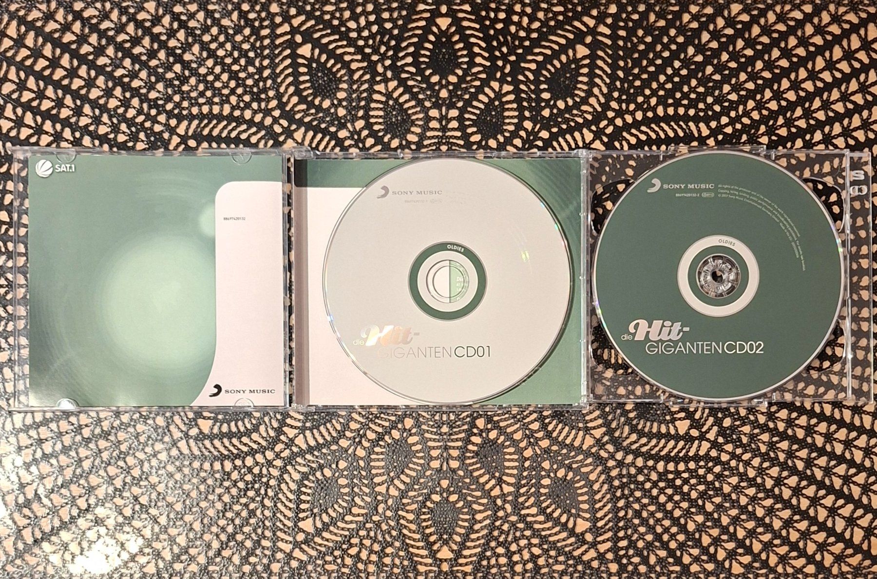 CDs: Die Hit Giganten - Oldies, 2CD Hit Compilation 2009 – Gebraucht aus Schönenberg TG von breiti12 2