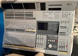Defektes TASCAM Aufnahmestudio