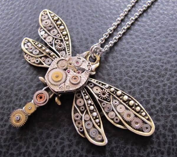 Altri gioielli: Victorian Steampunk Dragonfly Libelle – Usato da Schwanden GL venduto da UHRKNALL