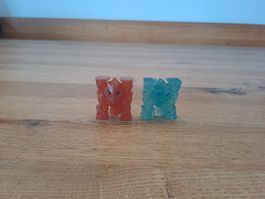 2 mini creatures