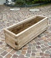 Pflanztrog aus Holz rechteckig gebrauchter Zustand