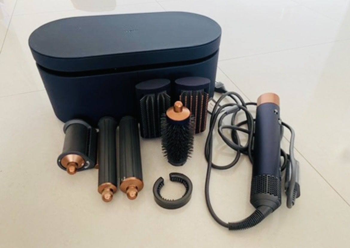 Dyson Asciugacapelli: DysonAirwrap Complete Nachtblau/Kupfer – Usato da Stans venduto da lau_f7jp