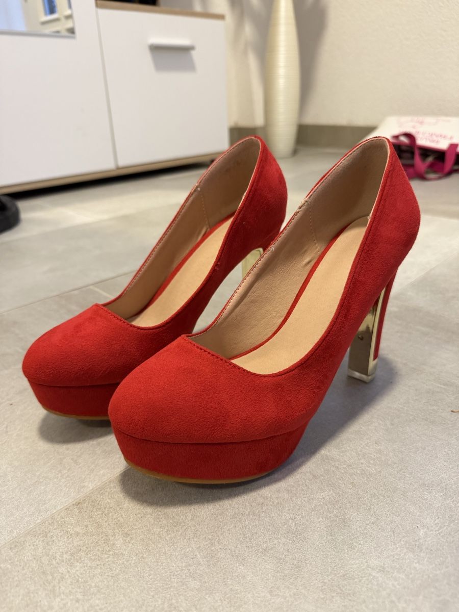 Scarpe da donna: Talons rouge 41 – Nuovo (secondo la descrizione) da Concise venduto da mauranou._