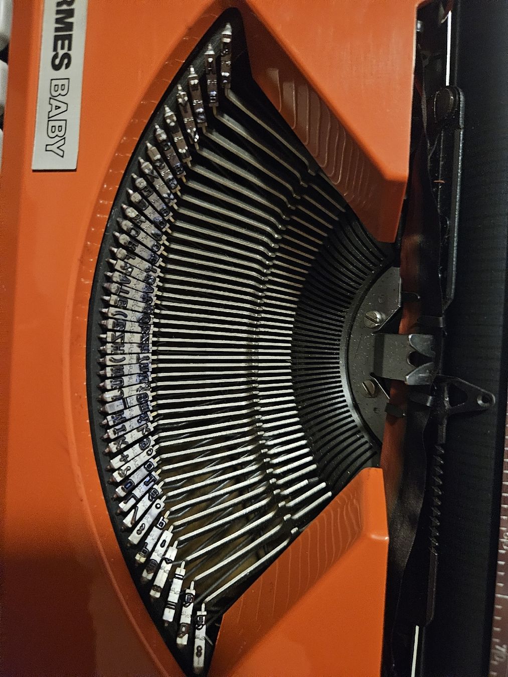 Hermès Machines à écrire: hermes machine a écrire baby – D'occasion à Orbe par Tigrounet-relax 2