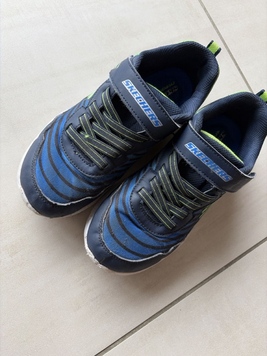 Scarpe per ragazzi: Turnschuhe Skechers – Usato da Embrach venduto da ann_5x9c