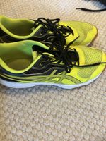 Hallenschuh Asics