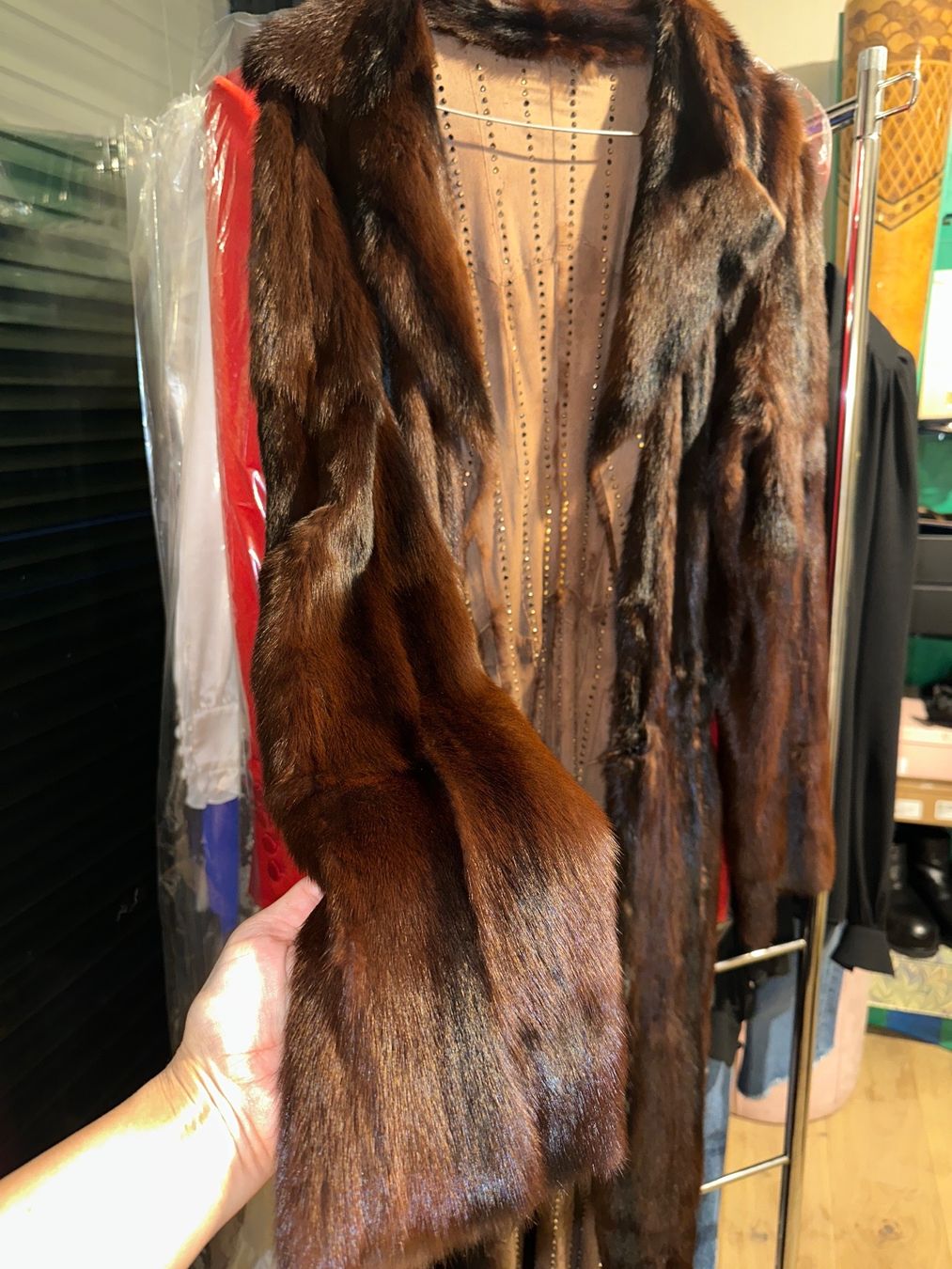 Dolce & Gabbana Mäntel: Dolce & Gabbana vintage mink double side shearling long coat – Neu (gemäss Beschreibung) aus Genève von val_rp9x 3