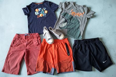 1060–5 pièces garçon (Nike…) 122-131 (6-8 ans)+1 p. baskets