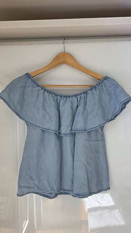 Top: Offshoulder Bluse – Usato da Dagmersellen venduto da jul_y8bh 2