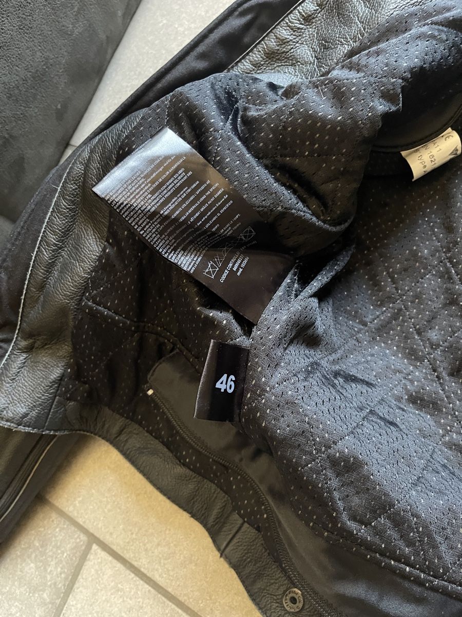 IXS Lots de vêtements: 2-teilige iXS Motorrad-Lederkombi – D'occasion à Unterseen par Leopuston 4