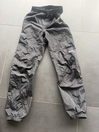 Jack Wolfskin Regenhose Grösse 152 schwarz Kinder