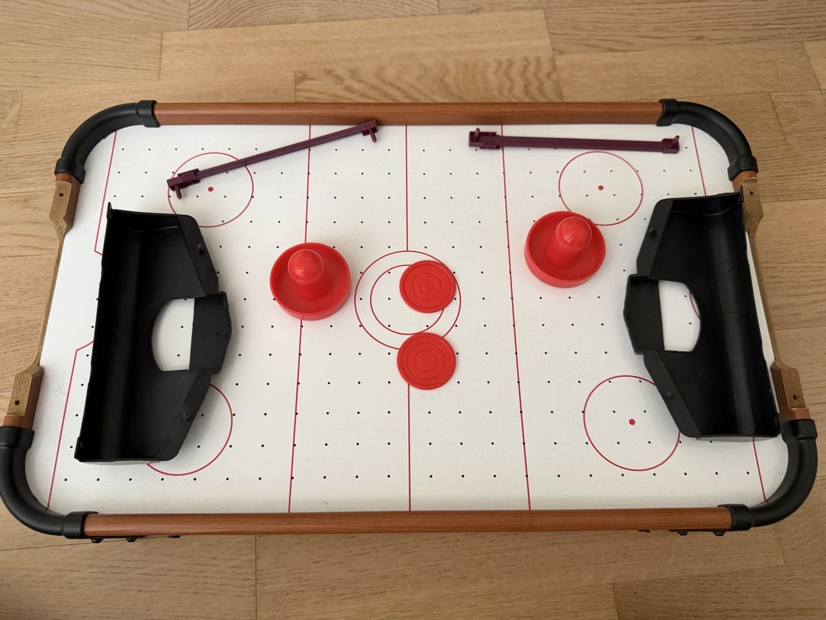Jouets: Mini Air Hockey Tisch – D'occasion à Liestal par AdiAdi99 1