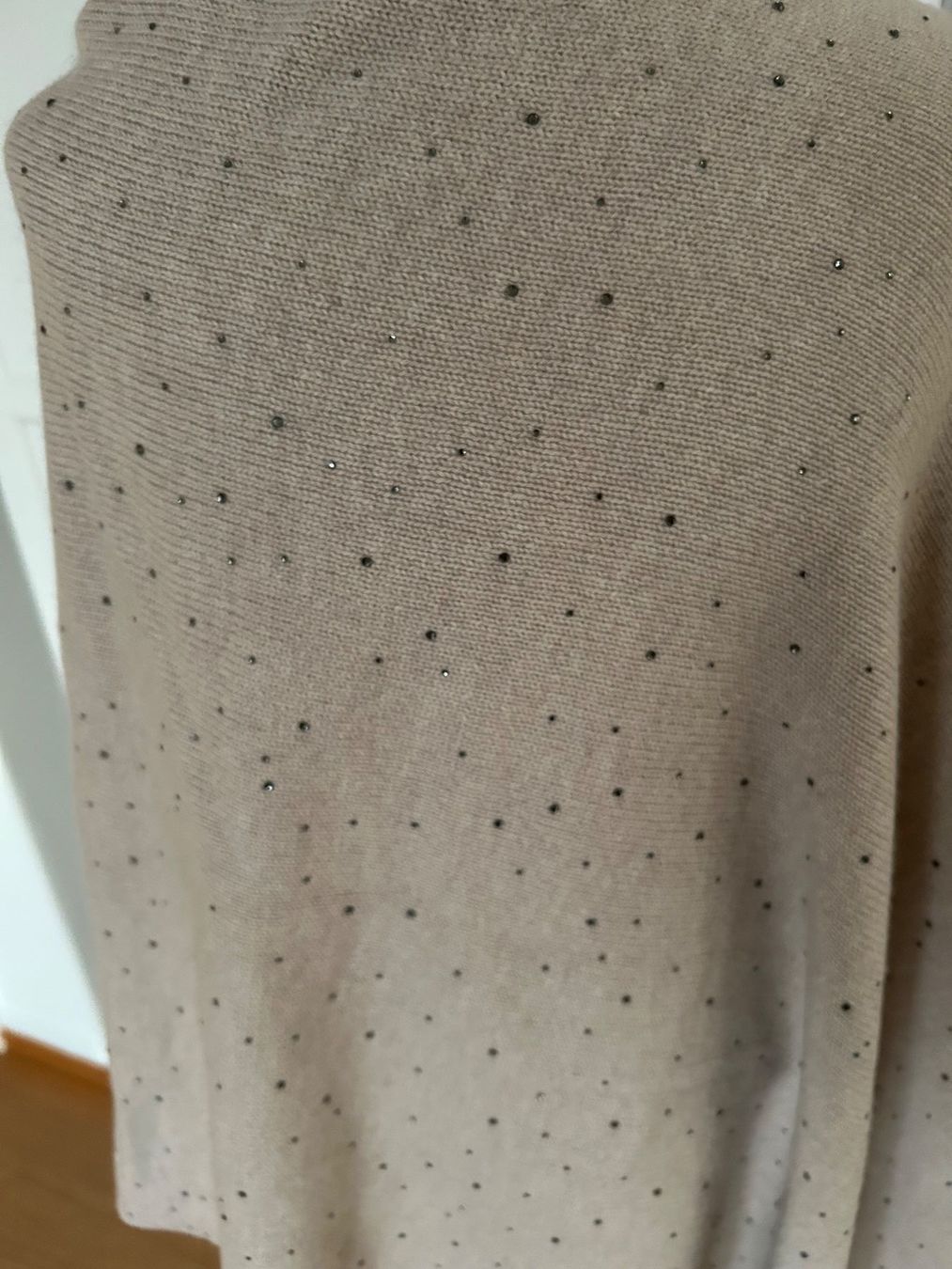 Sonstige Damenmode: Cape – Gebraucht aus Luzern von lou4444 3