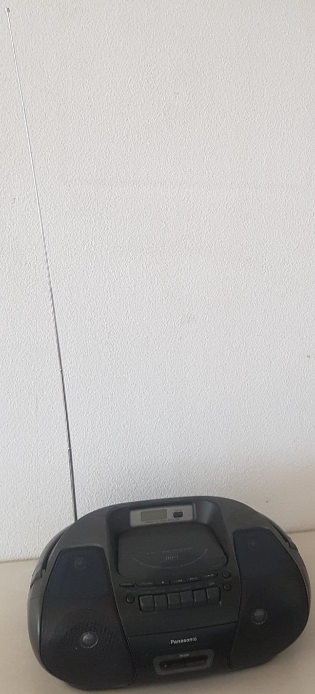 Panasonic Lecteur multimedia & Streamer: Panasonic RX-D29 – D'occasion à Neuchâtel par Blondy_73 4