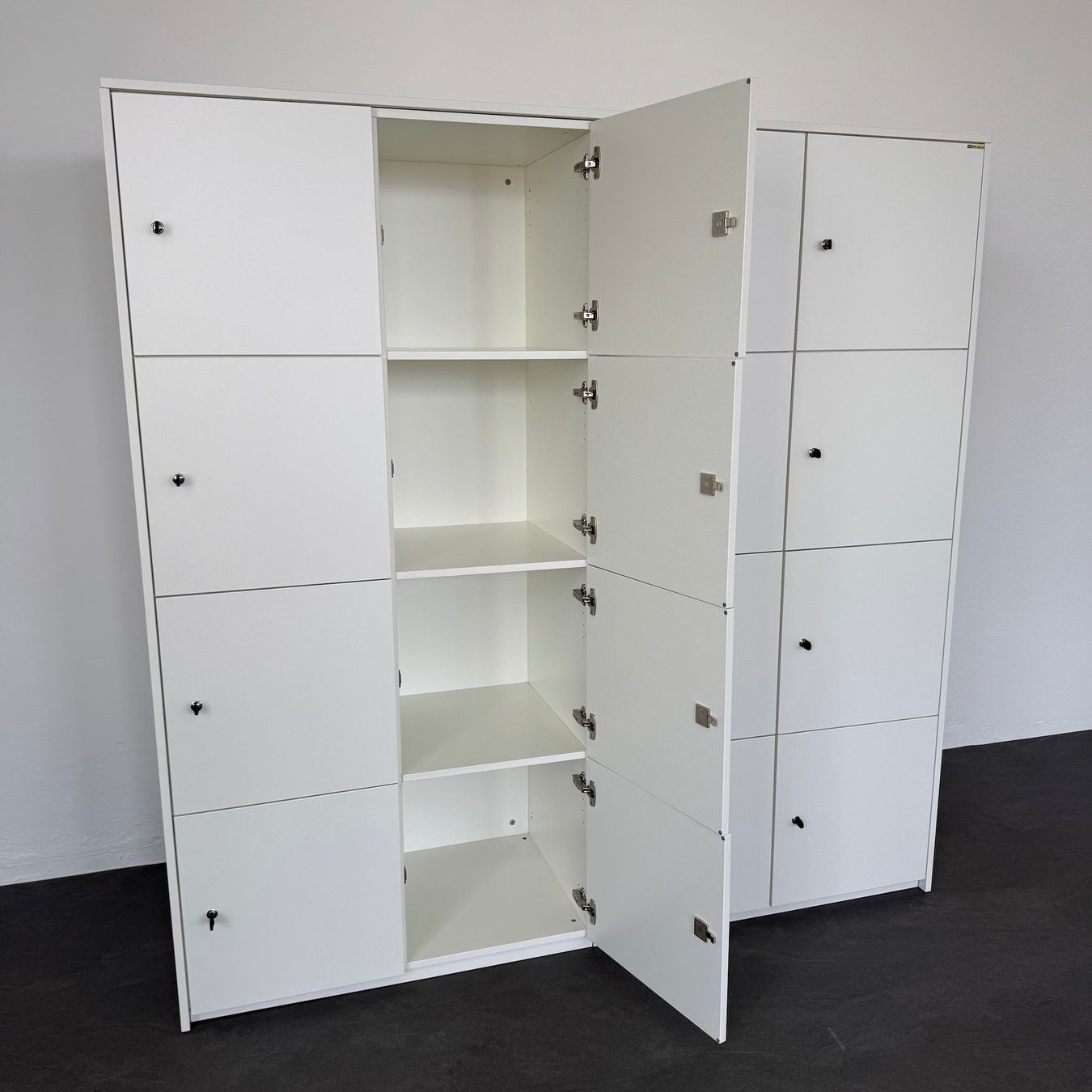 Armadi: Palmberg Prisma 2 Lockerschrank - 16 Abteile – Usato da Schönenwerd venduto da mcofficeshop 4