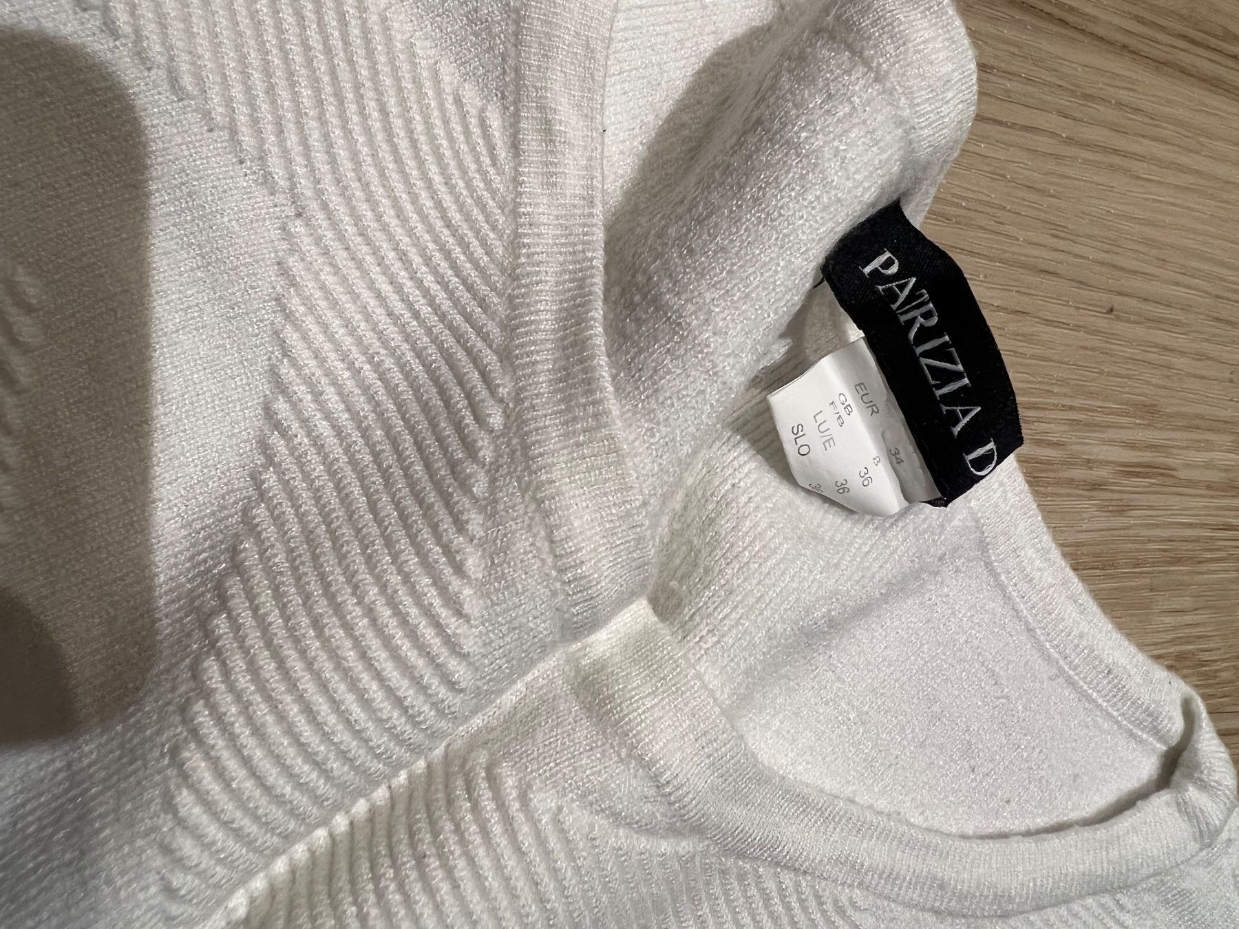 Pulls & Sweat-shirts: Pullover Weiss 34 – D'occasion à Kloten par now20160 2