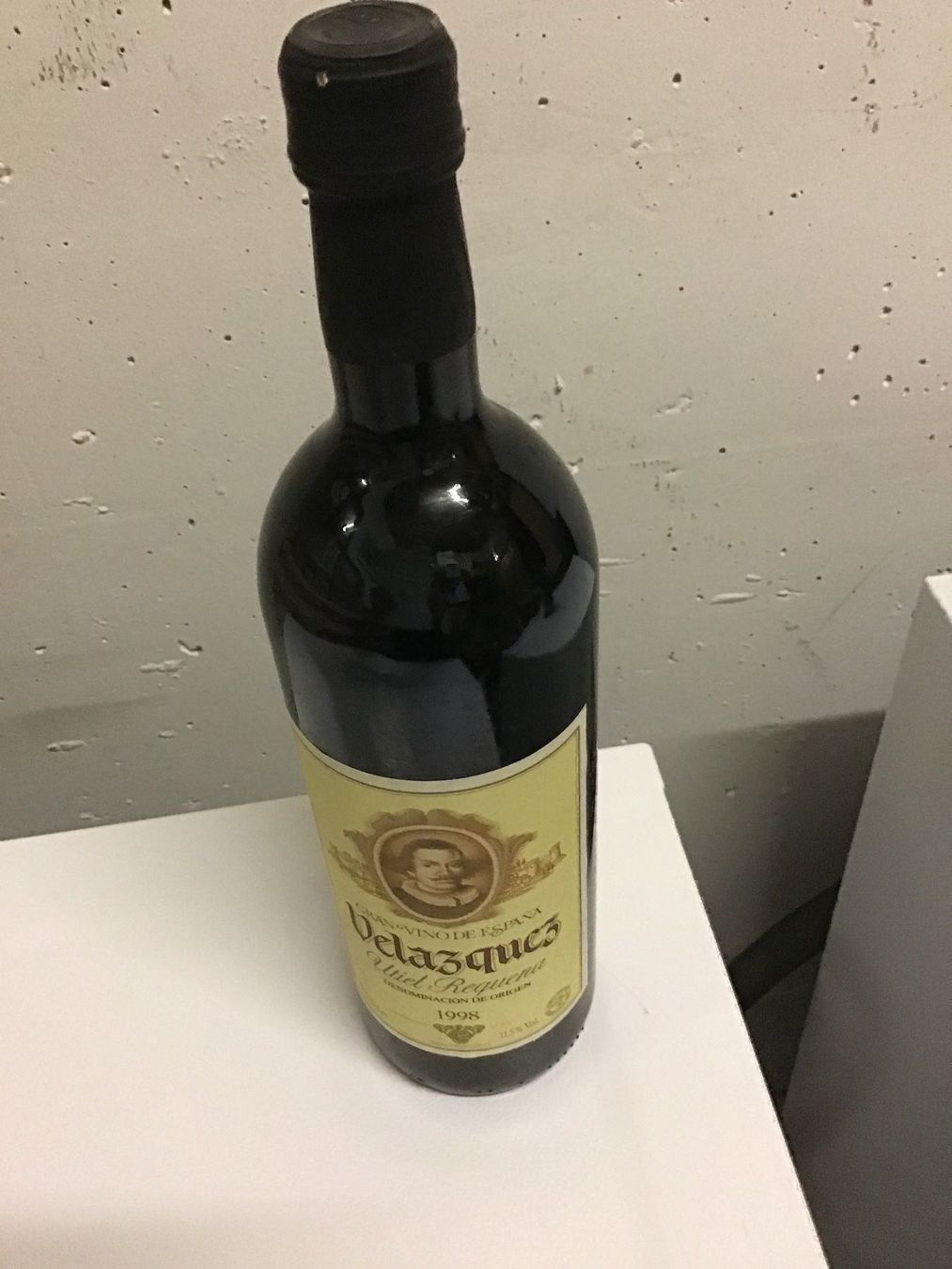 Vino: VELASQUES, Rot Wein – Nuovo (secondo la descrizione) da Glattbrugg venduto da Rene1766 1