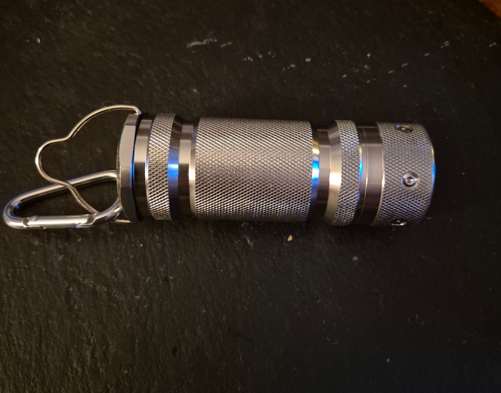Lampen: LED Allzweck-Leuchte mit Karabiner neu – Neu und originalverpackt aus Fraubrunnen von schlafenKuh 2
