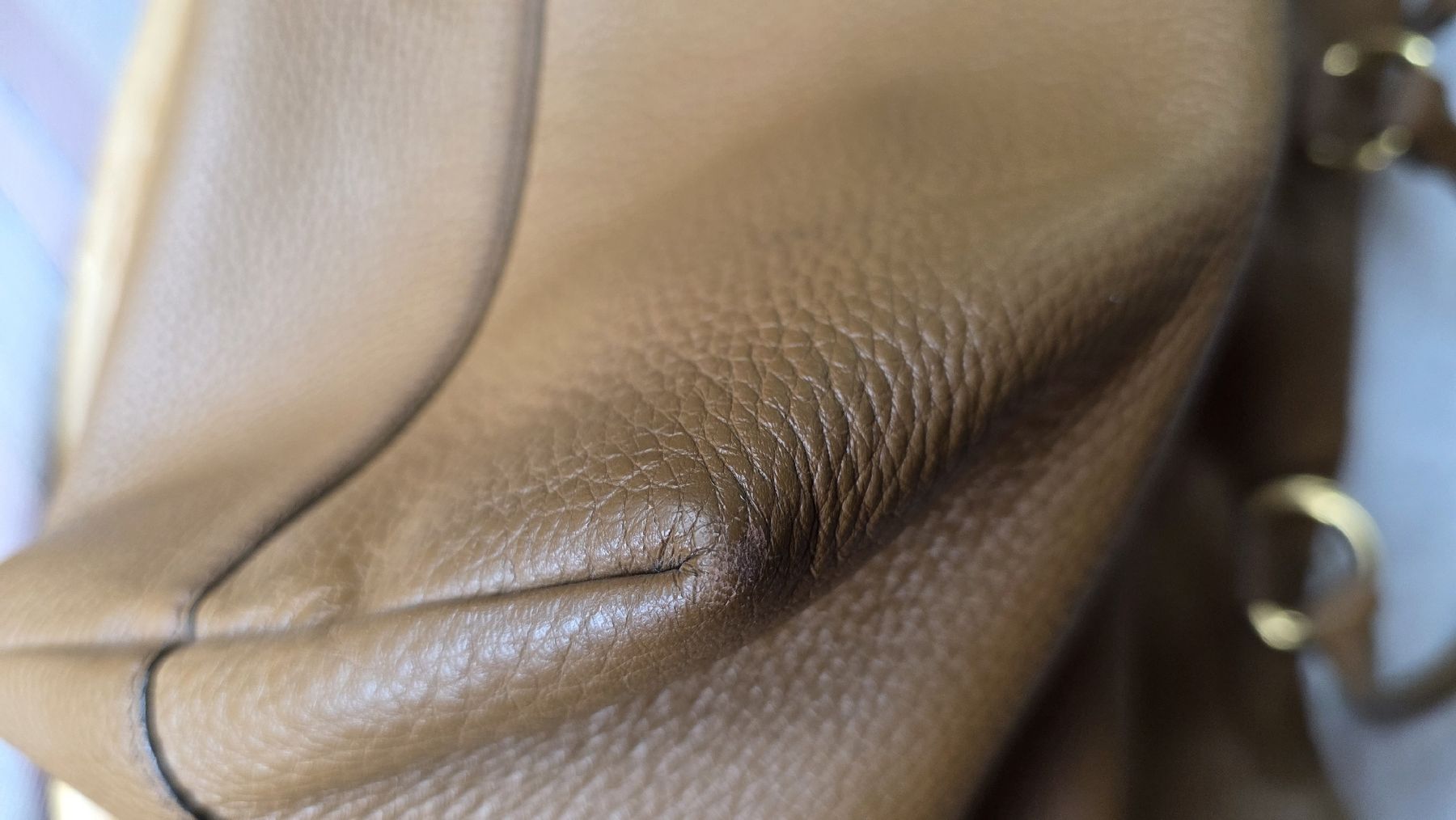 Prada Borse da donna: PRADA Vitello Phenix Tote Tasche ab 50 CHF – Usato da Seewis Dorf venduto da kai_zg5c 6