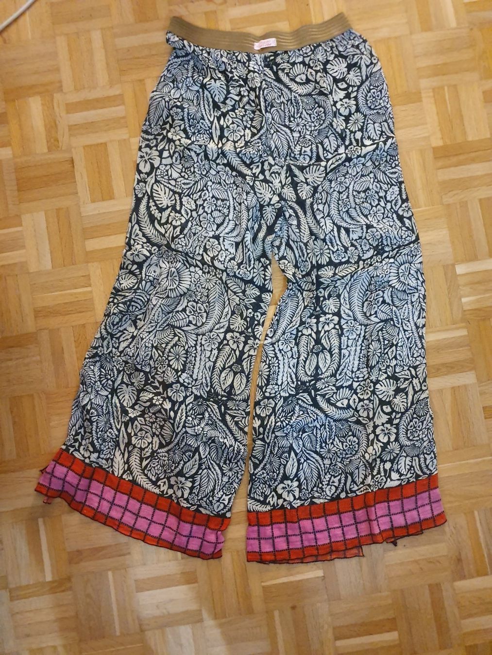 Pantaloni: Sommerhosen Pin-up Stars – Usato da Jona venduto da HappyHappyHappyHappy