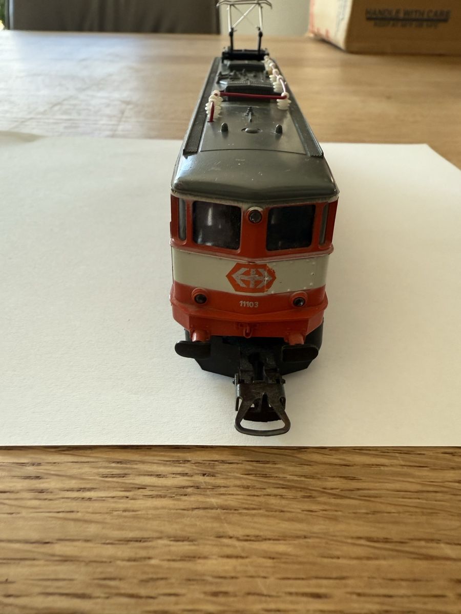 Lima Modellini di ferrovie: Lima Ae 6/6 Swiss Express  – Usato da Niederwil AG venduto da Budy85 4