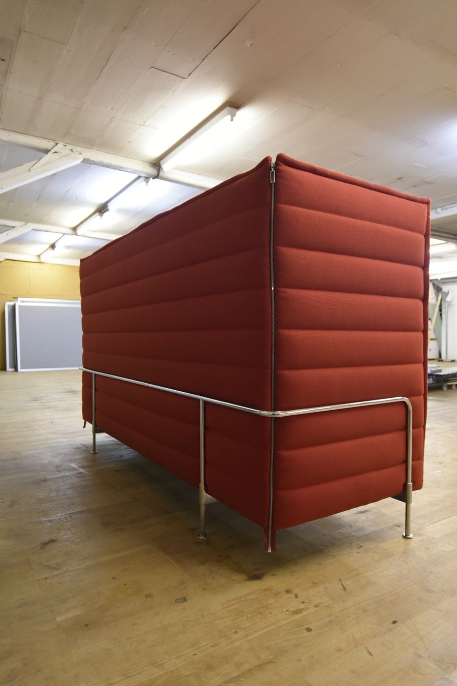 Vitra Sofas: Vitra Alcove Highback Lounge 3-Sitzer Sofa – Gebraucht aus Lichtensteig von Usedinstorecom 4