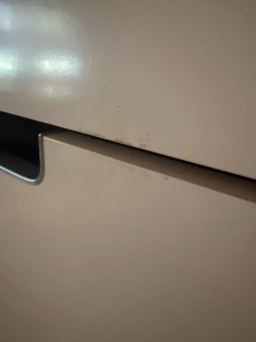 Camions-bennes: Schuhschrank – D'occasion à Hinwil par Michelle.C 1
