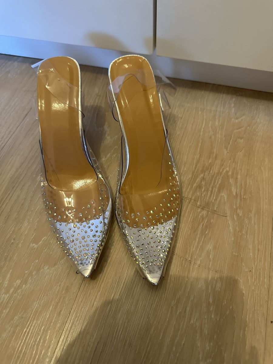 Scarpe da donna: Damen Sommerliche Schuhe Gr41 – Nuovo (secondo la descrizione) da Basel venduto da Ivana_4 4