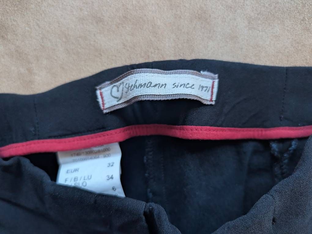 Pantaloni: Stehmann, Damenhose schwarz, Grösse 32 – Usato da Höri venduto da Makumba2 1