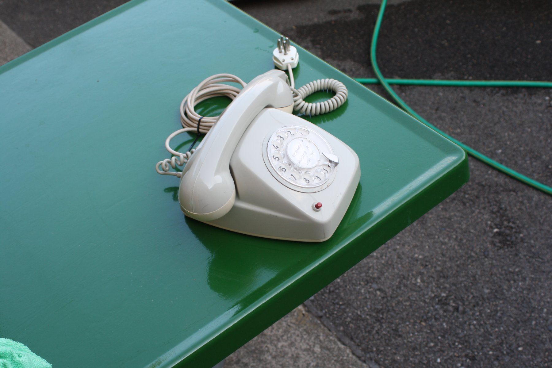 Téléphones: TELEFON VINTAGE MIT WÄHLSCHEIBE – D'occasion à Wauwil par Pneuedy 9