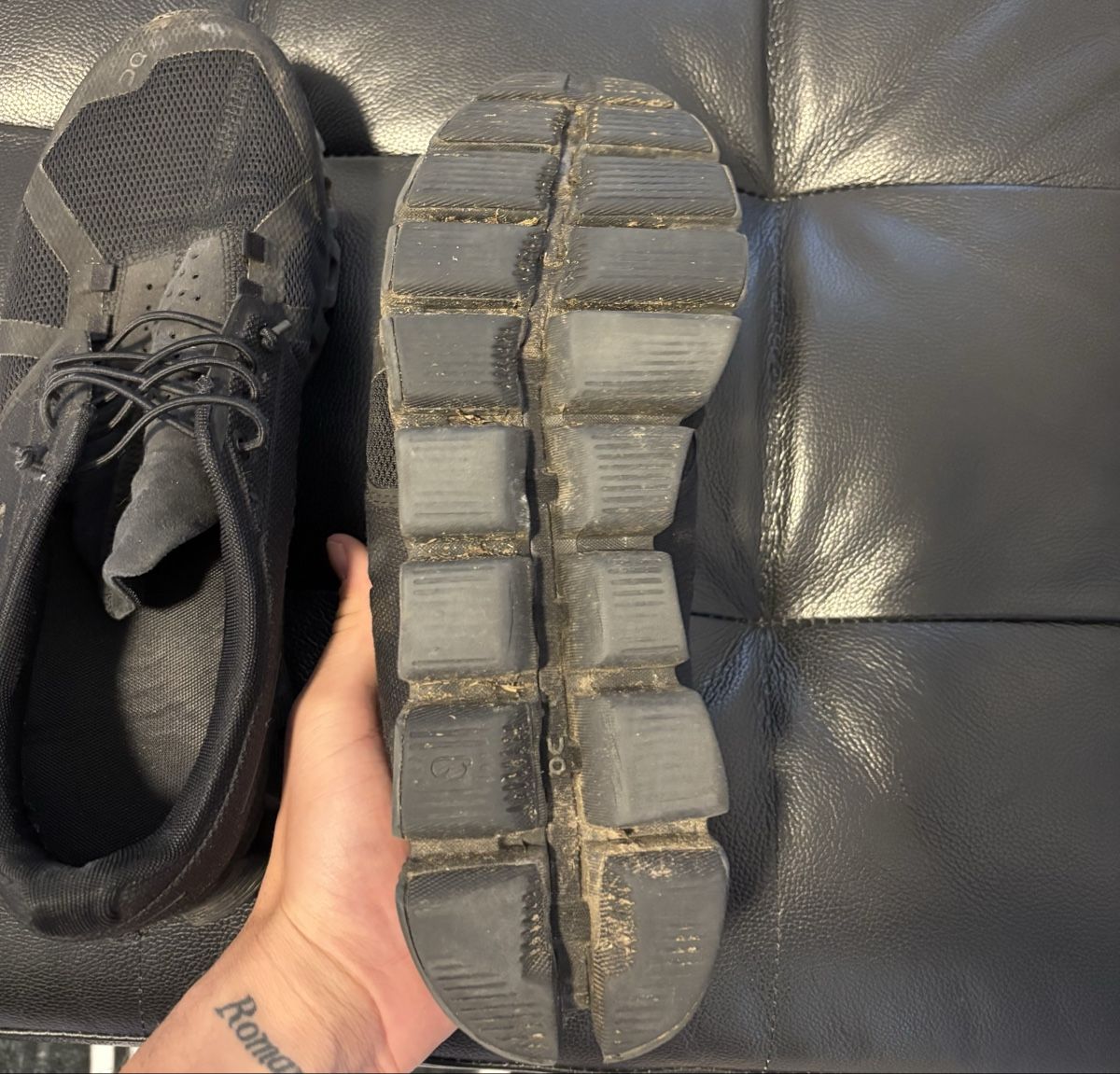 Scarpe da uomo: On Sneakers Schwarz – Usato da Chur venduto da Cuteclothes7k 3