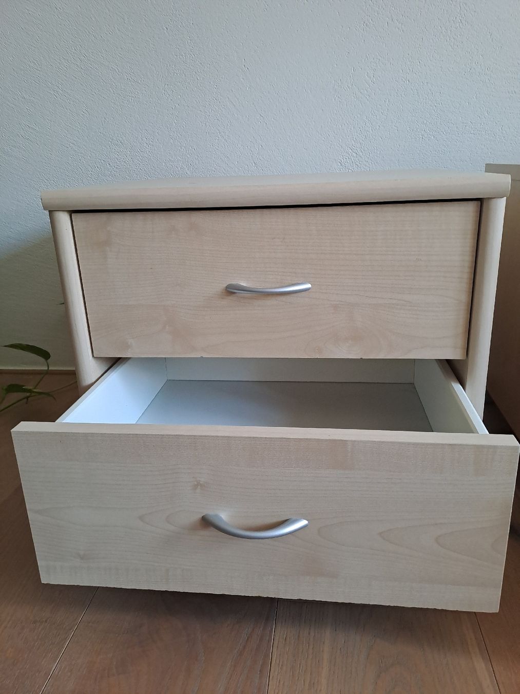 Tables de nuit: 2x Nachttisch – D'occasion à Luzern par hof_tt7v 1