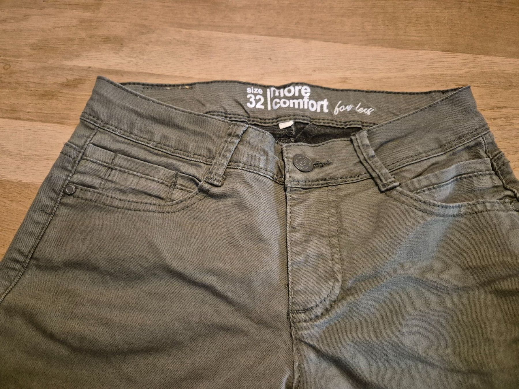 Pantaloni: wie neu: schöne Hose Gr. 32, 98% Baumwolle, 2% Elastane – Nuovo (secondo la descrizione) da Urtenen-Schönbühl venduto da Lari1 1
