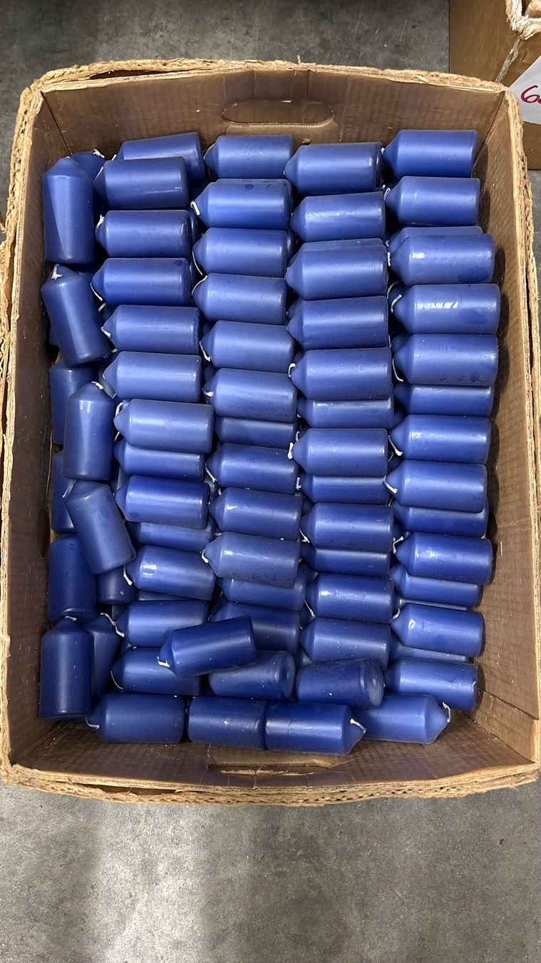 Candele: 625 Posten Kerzen aus Liquidation – Nuovo (secondo la descrizione) da Derendingen venduto da Meisterstuecke 1