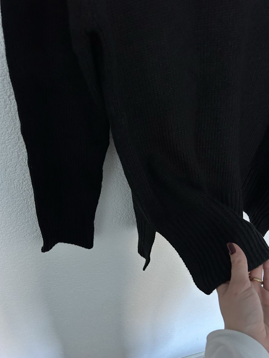 Pulls & Sweat-shirts: Schwarzer Strickpullover mit Kragen, Grösse S – Neuf (Voir description) à Chur par faja7000 4