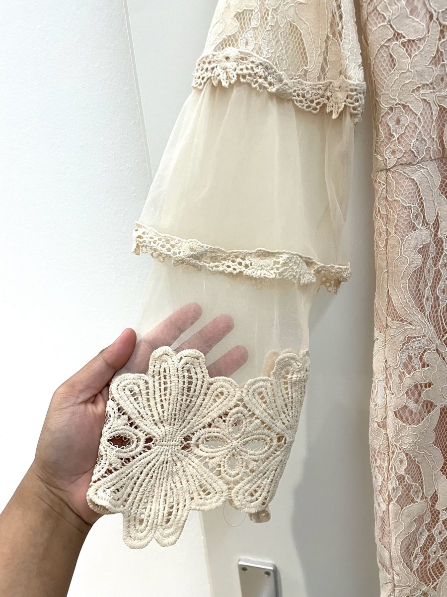 Tute: SPITZEN-JUMPSUIT BEIGE – Usato da Ziefen venduto da Elar_store 3