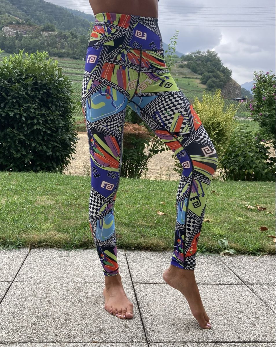Leggings: Leggings gainant taille S neuf – D'occasion à Bramois par rey_xy87 1