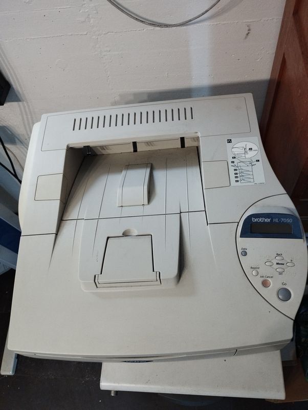 Brother Imprimantes: Brother HL-7050 Laserdrucker – D'occasion à Flüelen par Putnam 1