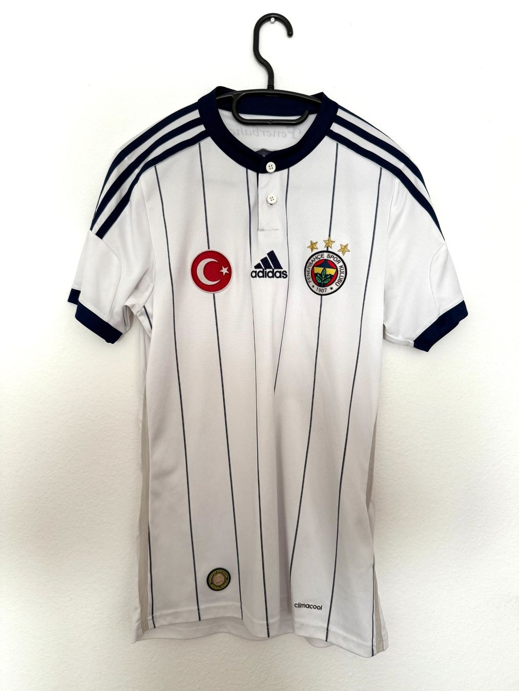 Fenerbahçe SK Canottiere & Pantaloni: Fenerbahce SK - Auswärtstrikot – Nuovo (secondo la descrizione) da Muttenz venduto da wizard040