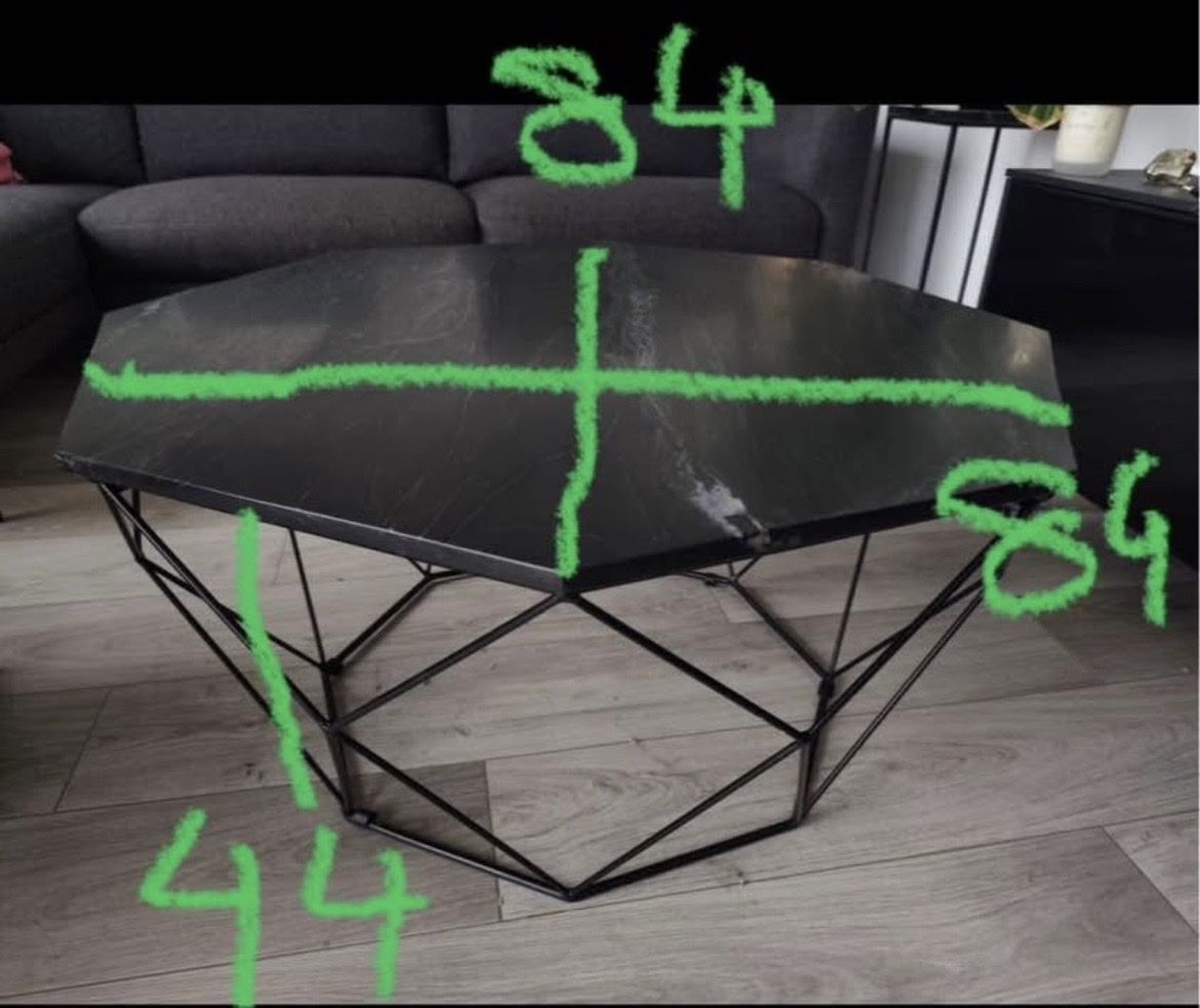 Tables: Table basse en Granite  – D'occasion à Cossonay-Ville par Jujulafripouille 1