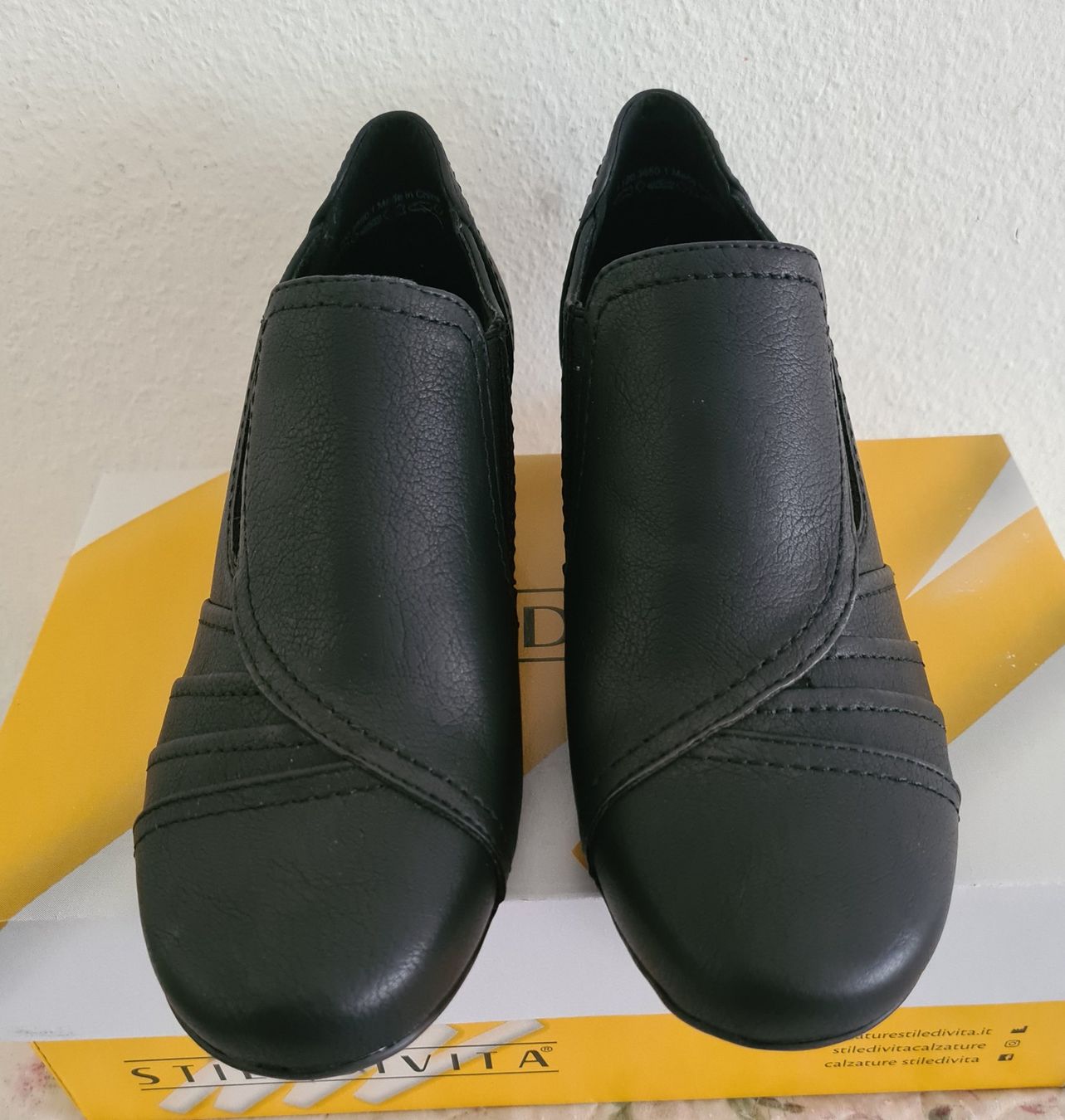 Damenschuhe: Pumps schwarz Grösse 38, neu – Neu und originalverpackt aus Winterthur von bibummi 3