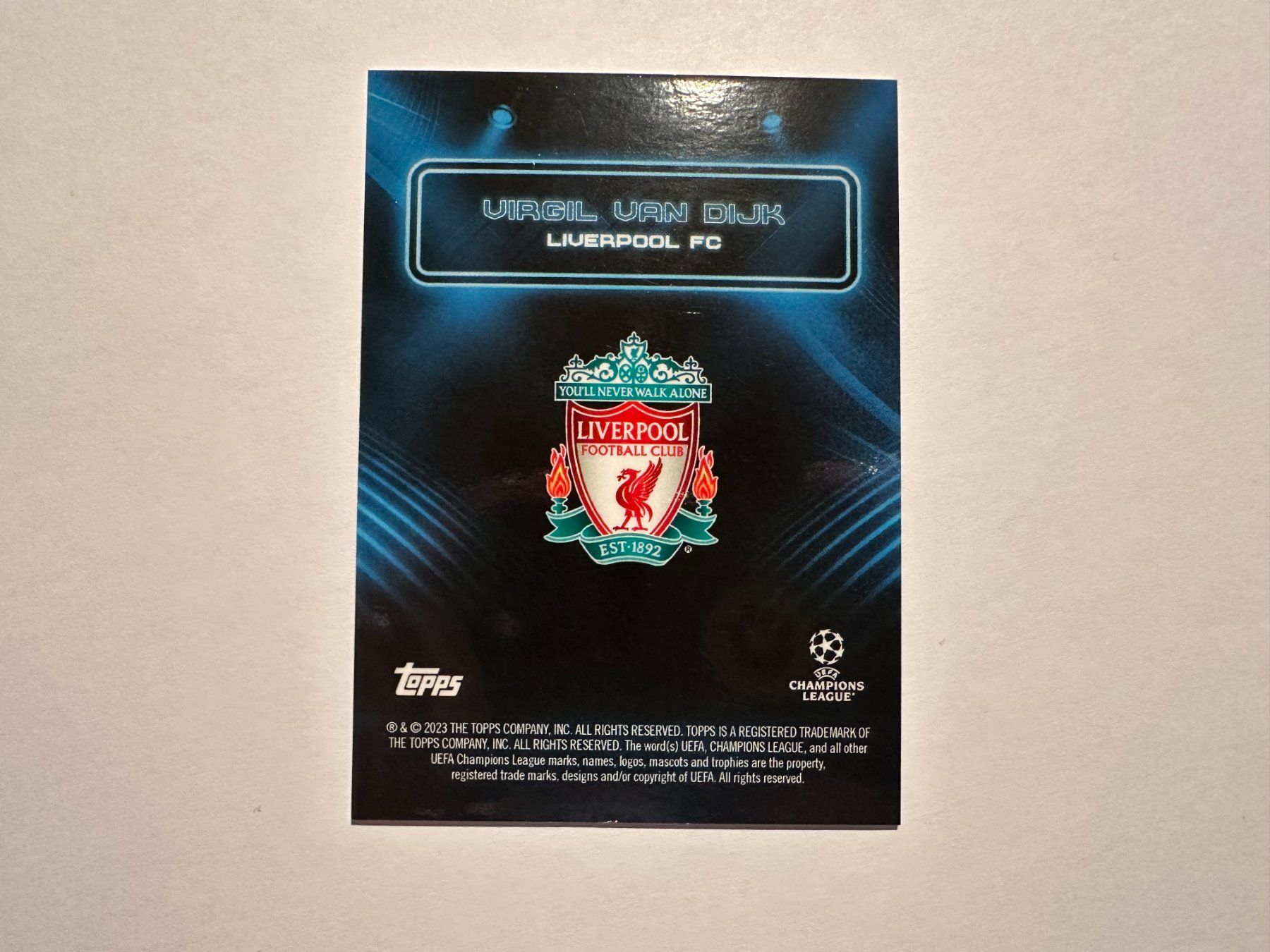 Topps Carte collezionabili: Virgil Van Dijk 2023 Topps Showtime 16/49 – Usato da Hagendorn venduto da Pokecollectorch 3