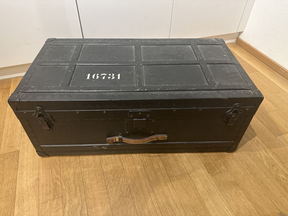 Schweizer Armee Truhen: Offizierskiste – Gebraucht aus Zug von phi_88tf
