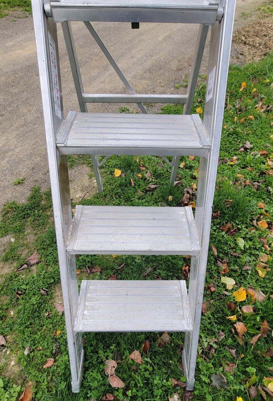 Escaliers: Escalier à plate-forme pro – D'occasion à Chatelaine par Madame-lol 3