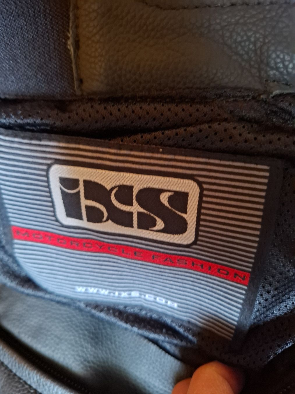 IXS Pantaloni: IXS Motorradhose Gr. 106,  mit Protektoren – Usato da Grosswangen venduto da michelli. 2