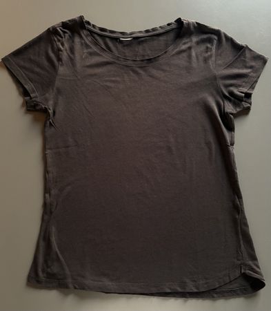 Schwarzes Basic T-Shirt