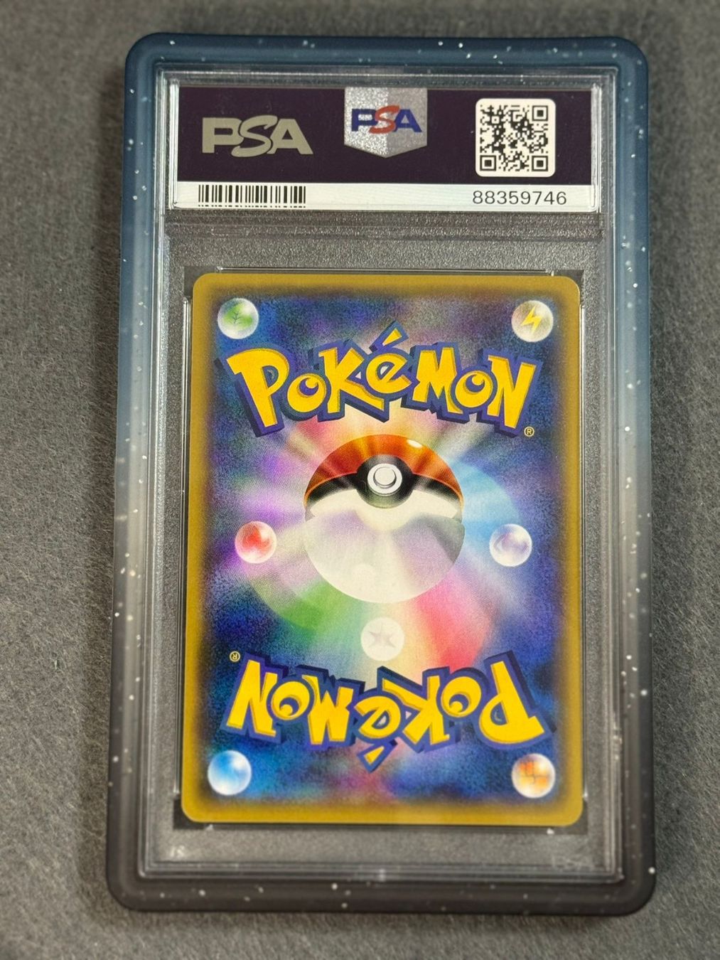 Pokémon Carte collezionabili: Light Blue/Black Slab Protector | Guard | PSA | NEW Pokemon – Nuovo e nell'imballaggio originale da Oensingen venduto da CSCollectors 3