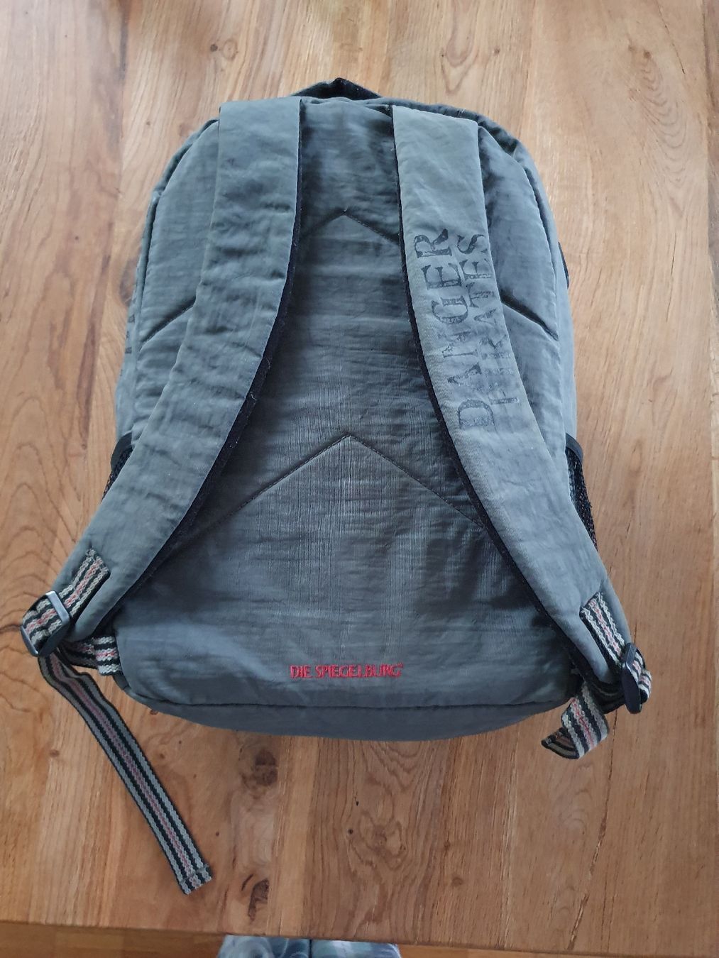 Borse & Zaini: Schulrucksack Danger Pirates – Usato da Eglisau venduto da Connemara 4